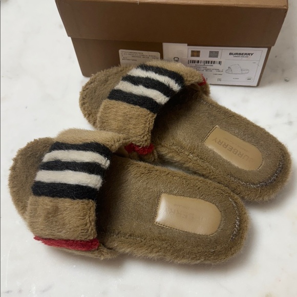 Burberry Hockley Faux Fur Slipper Sandal - Picture 5 of 9